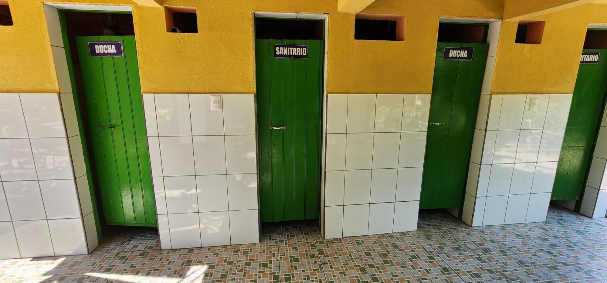Hospedaje Santo Domingo Panajachel Bagian luar foto