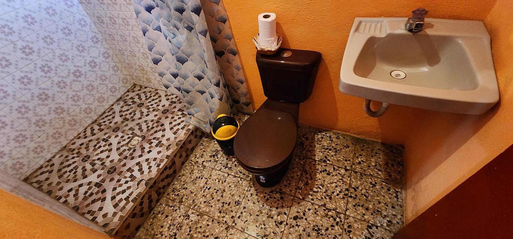 Hospedaje Santo Domingo Panajachel Bagian luar foto